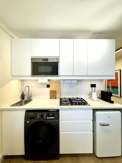 Brand New Studio - Comfy & Wfh Dubai Apartment